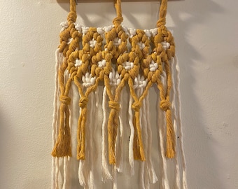 DAISY CHAIN Petite Wall Hanging: MUSTARD - Macrame Sunny Boho Hippie Home and Nursery Décor