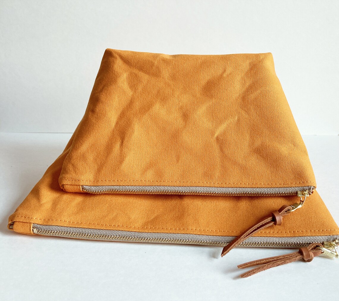 MEDIUM/LARGE Waxed canvas zipper pouch Cosmetic bag Travel Etsy