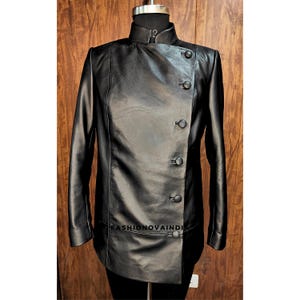 Handmade Women&#39;s Vintage Style Genuine Leather Jacket – Asymmetrical High-Neck Coat