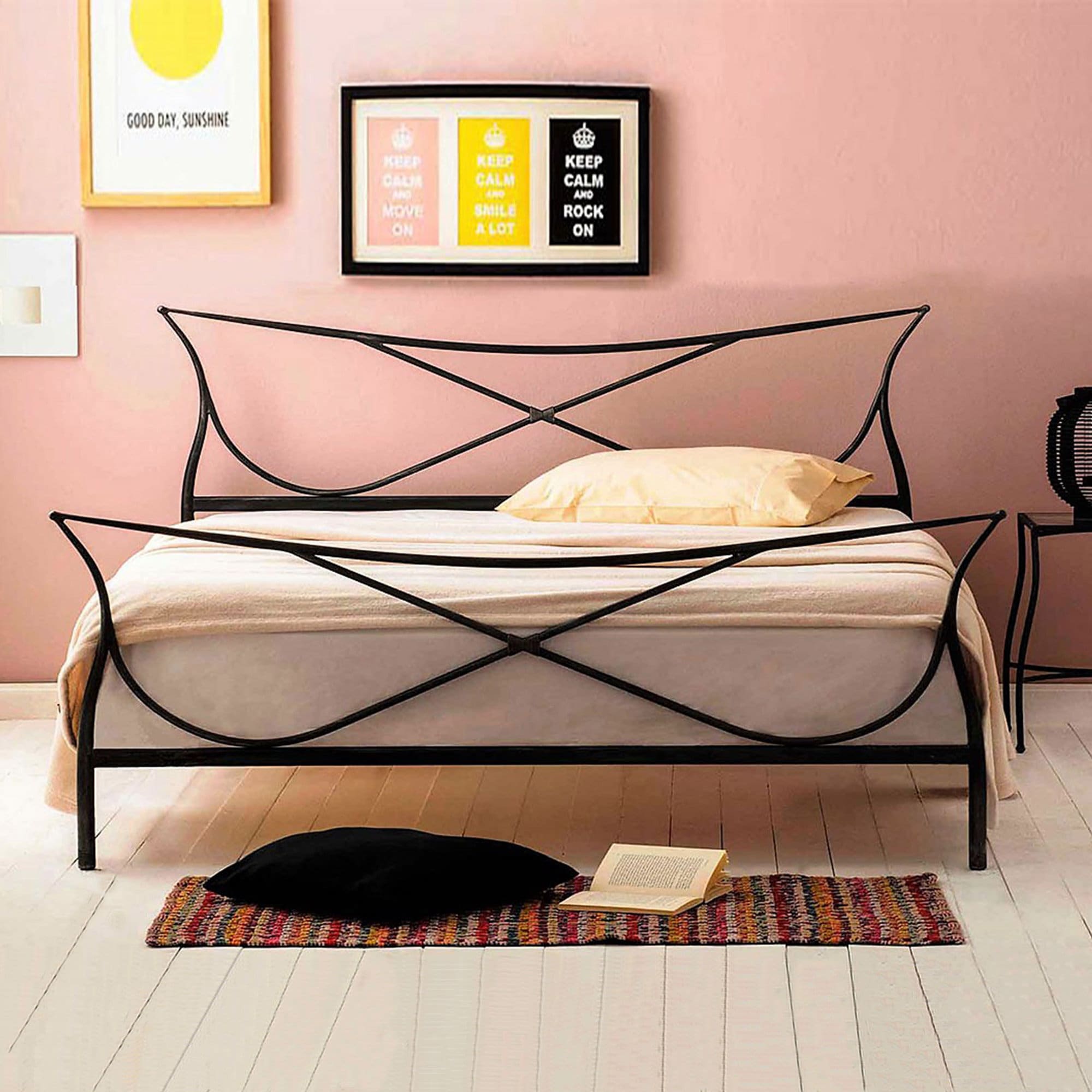 Metal Daybed Makeover  Metal daybed, Iron bed frame, Metal beds