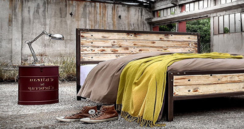 Elegant Industrial Platform Iron And Wood Bed With Glamorous Touch | Double Queen Rustic Style Handmade Model MIRTO | Antique Bedroom Decor