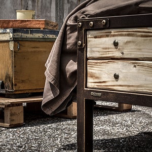 Elegant Industrial Platform Iron And Wood Bed With Glamorous Touch | Double Queen Rustic Style Handmade Model MIRTO | Antique Bedroom Decor
