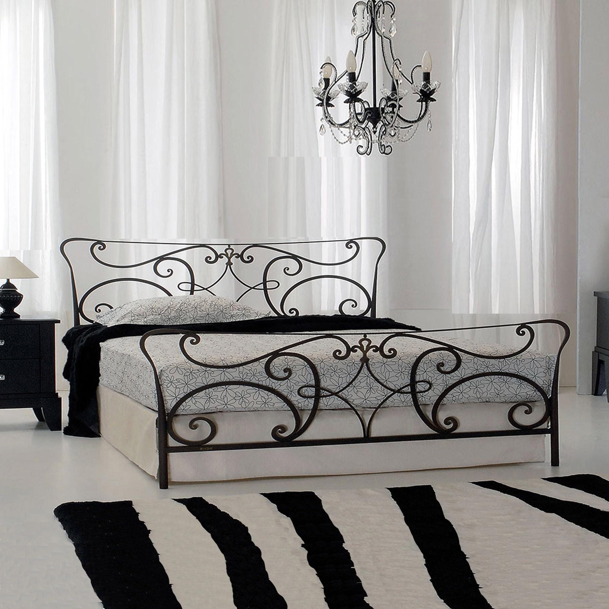 Handgefertigtes Eisenbett im Jugendstil - Modell Norm
