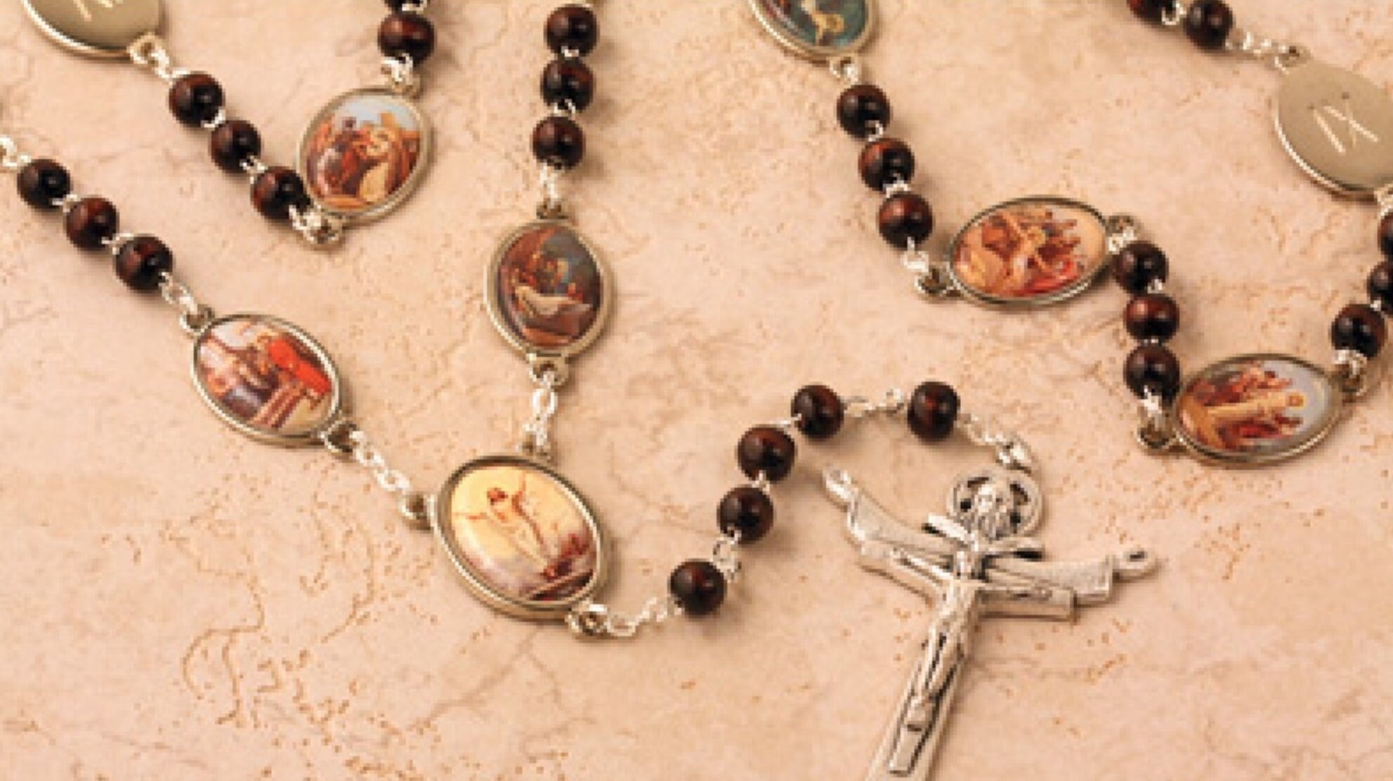 Rosary Station of the Cross {Via Crusis}/Rosario de las estaciones del Viacrusis