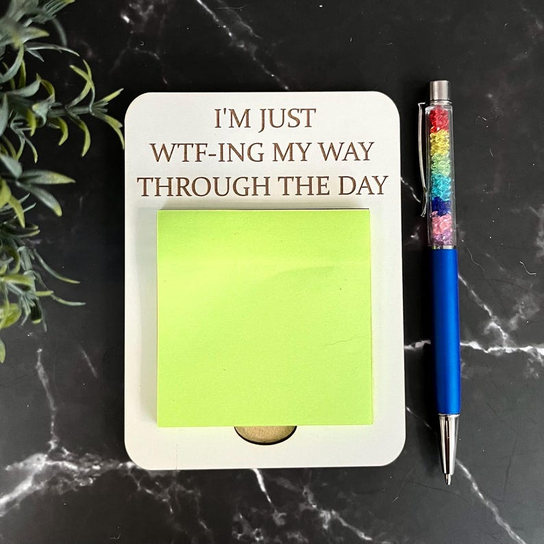 Sarcastic Funny Post-it Note Holder: Funny Desk Organizer, Work Note Pad, I’m just wtf-ing my way Bild 1