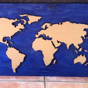 Mapa mundial de cartón sobre marco de madera, viajes, viaje por carretera, aventura, decoración