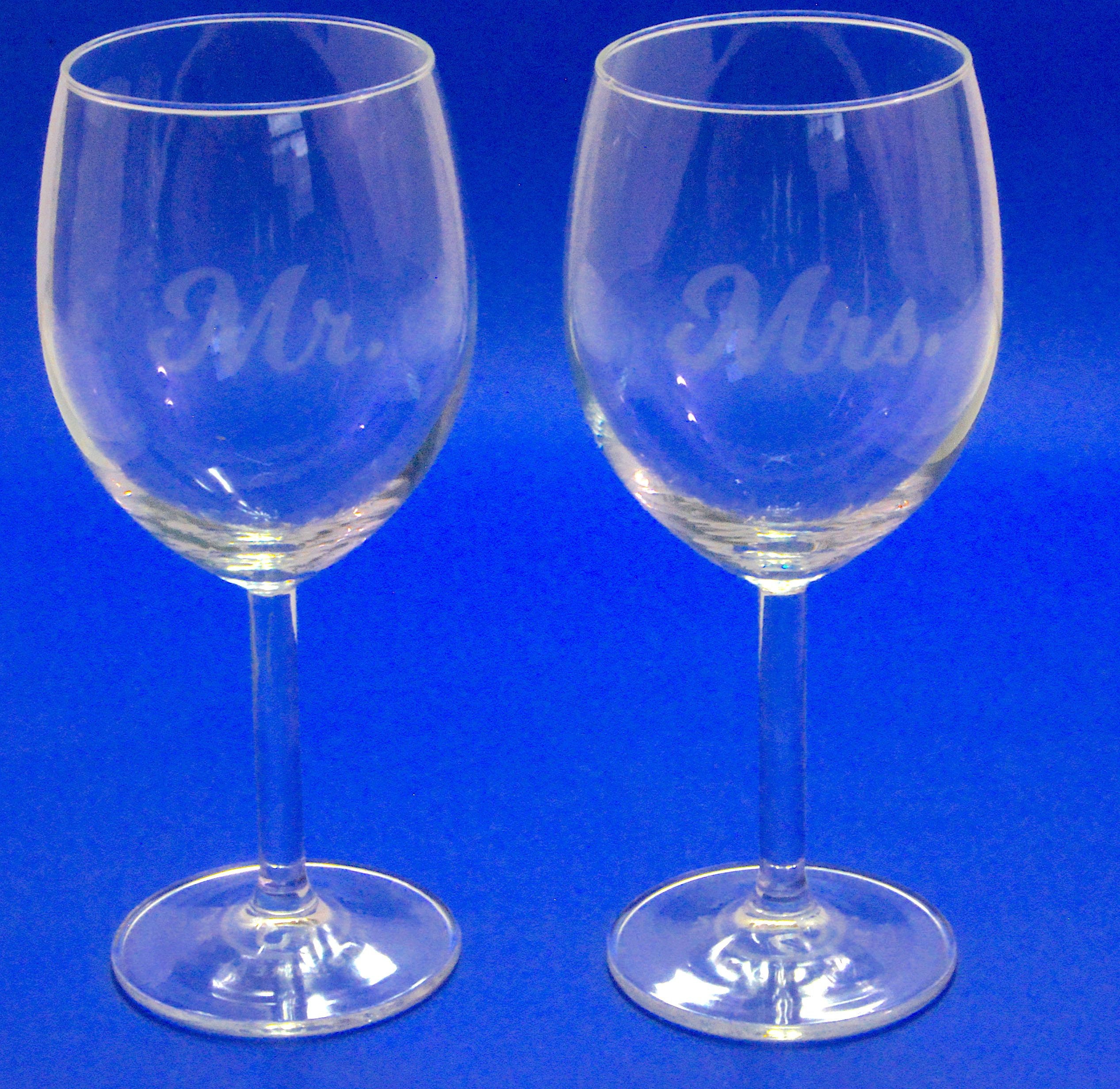 Lot de 2 Verres Gravés Mr & Mrs, à Vin, Cadeau Mariage, Fête, Personnalisés, Lot 2, Couple, Mariés, 