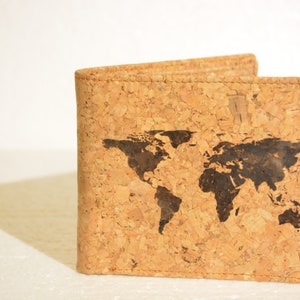 Portefeuille Portecarte Mappemonde en liège, cuir vegan, voyage, autour du monde, aventure