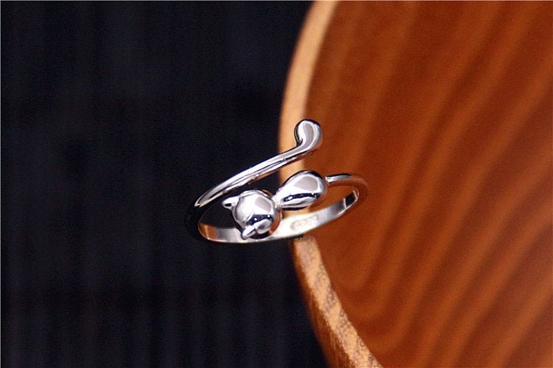 Adjustable cat ring with cat/'s head and tail. Sterling ring Handmade cat animal jewelry