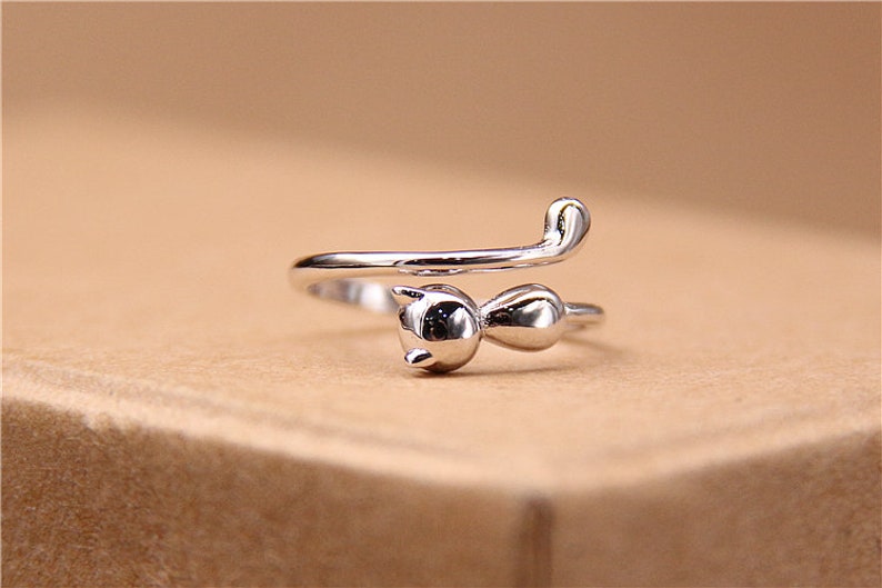 Adjustable cat ring with cat/'s head and tail. Sterling ring Handmade cat animal jewelry