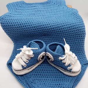 Conjunto body, pelele, ranita, overol, mameluco y zapatillas, botitas a crochet imagen 7