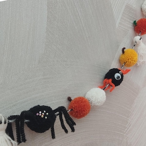 Ghirlanda di pompon di Halloween, fantasma, zucca, ragno, striscione, filato fatto a mano, decorazione autunnale, camino o sala giochi, decorazione di Halloween