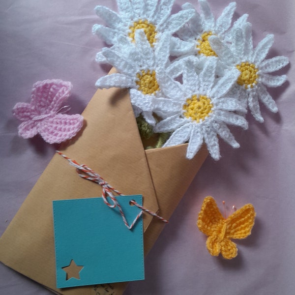 Crochet Daisy Bouquet. Birthday Gift. Handmade Crochet Flowers.  Artificial Flower Bouquet. Hospital Gift. Wedding Table Centre. Home Décor.