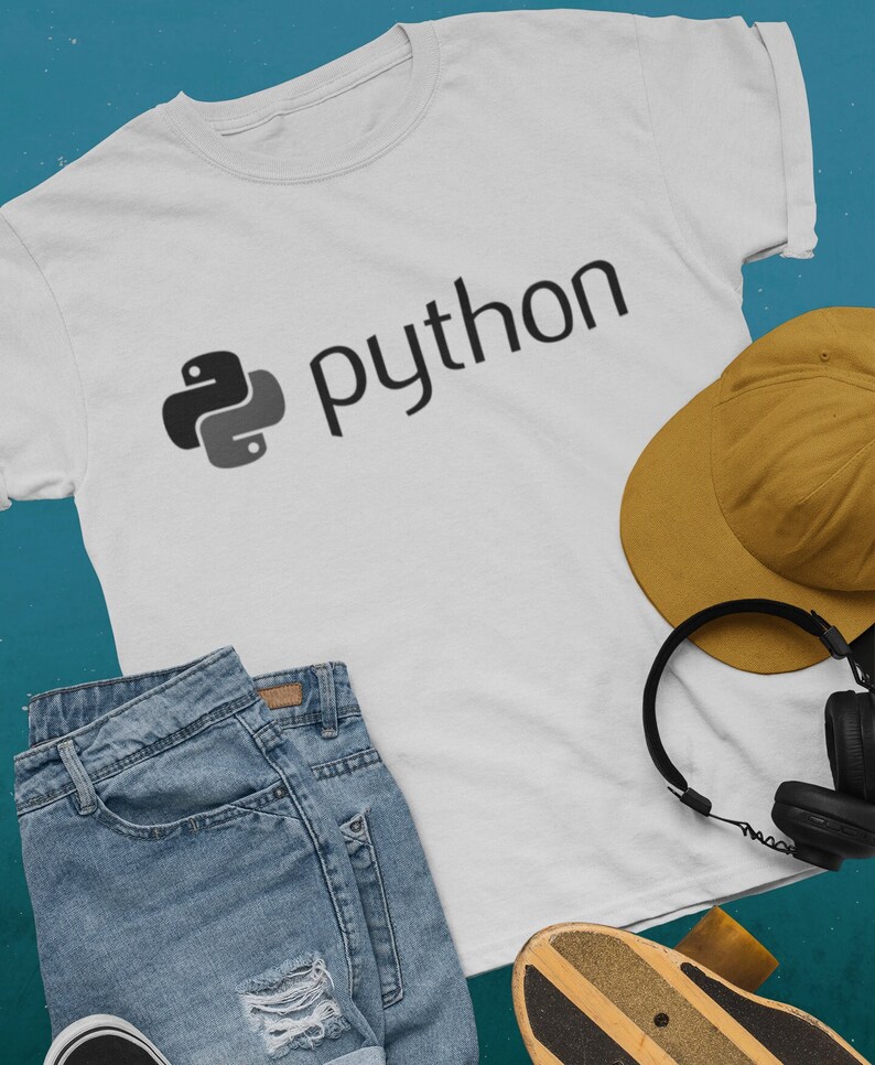 K&ouml;nnte beinhalten: Wei&szlig;es T-Shirt mit einem schwarzen Python-Logo und dem Wort "python" in schwarzer Schrift.
