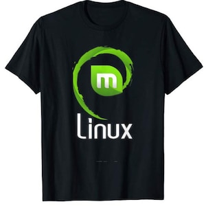 Peut inclure: T-shirt noir avec un logo Linux vert et le mot "Linux" en blanc.