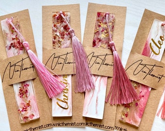 Personalised Resin Bookmark with dried rose flowers and gold leaf, Pink unique gift for her, Book lover gift, Teacher gift, book club merch