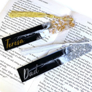 Black/White Resin Bookmark with gold or silver foil, Personalised bookmark, Unique Mother&#39;s day Gift, Unisex Book lover gift, teacher gifts