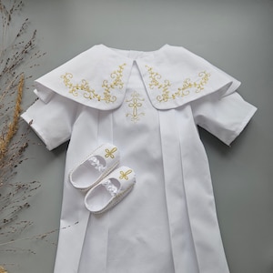 Baptism Outfit. Gown, booties, hat, blanket, hair bag with golden embroidery. Personalization is upon request. Pure fine satin.