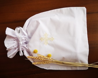 Baptism Outfit Storage Bag with Cross or Angel Embroidery, Baptism Decor, Personalized, Baptism Party, Christening Sets, Outfits Angelsky