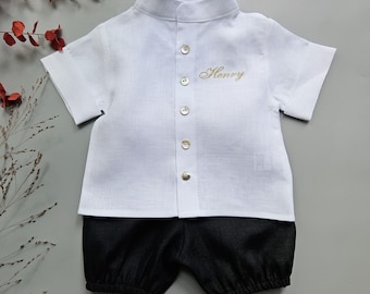 Costume de baptême en lin blanc noir • Tenue de baptême pour bébé garçon • Chemise courte en lin • Broderie personnalisée