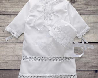 Minimalist White Baptism Gown, Embroidered Cross Christening Outfit, Unisex Newborn Baby Set, Ribbon Tie Lace Trim Bonnet Handmade Gift 2312