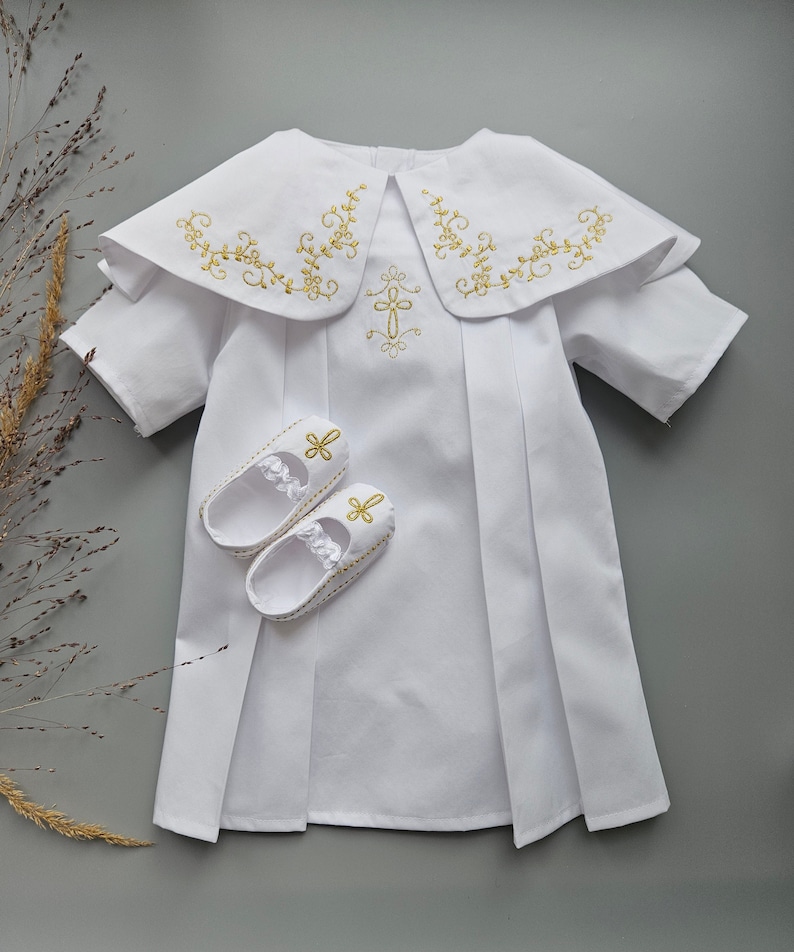 Baptism Outfit. Gown, booties, hat, blanket, hair bag with golden embroidery. Personalization is upon request. Pure fine satin.