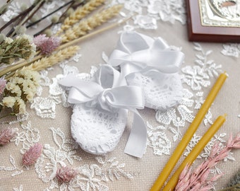 Scarpe Di Bambino Di Battesimo Con Pizzo E Le Perle Bianchi - Sandali - Foto 10