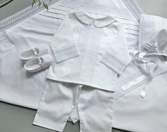 Completo da battesimo per neonato bianco in pizzo di cotone / Completo da battesimo / Camicia, pantaloni, scarpine e coperta