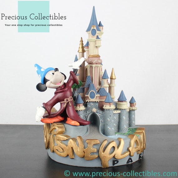 Extremely Rare Vintage Mickey Mouse as the Sorcerer's Apprentice Statue. A  Walt Disney Collectible Created by Demons Merveilles. 