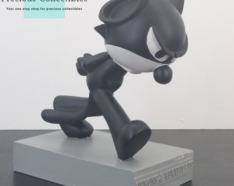 Extremely Rare! Vintage Felix the Cat Statue From 1989. Made