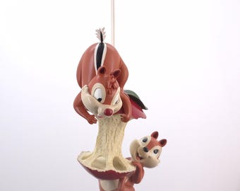 Extremely rare! Vintage Chip and Dale birdfeerd statue. Produced in the 1990s. Vintage Chip and Dale statue. Buy now. Free Global Shipping.
