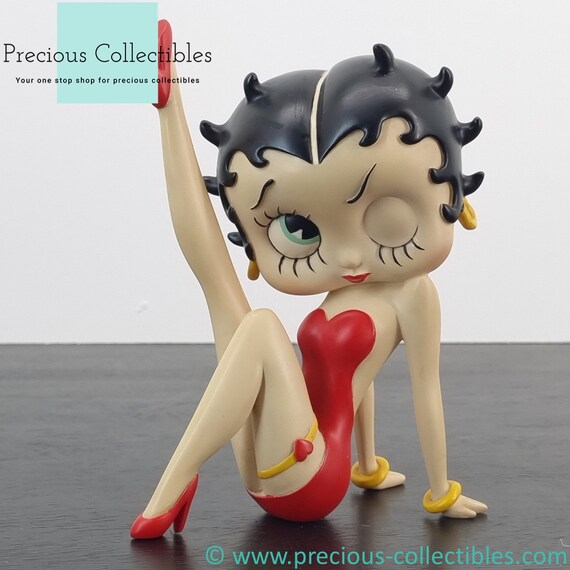 Extremely Rare Vintage Betty Boop Leg up Collectible Statue 