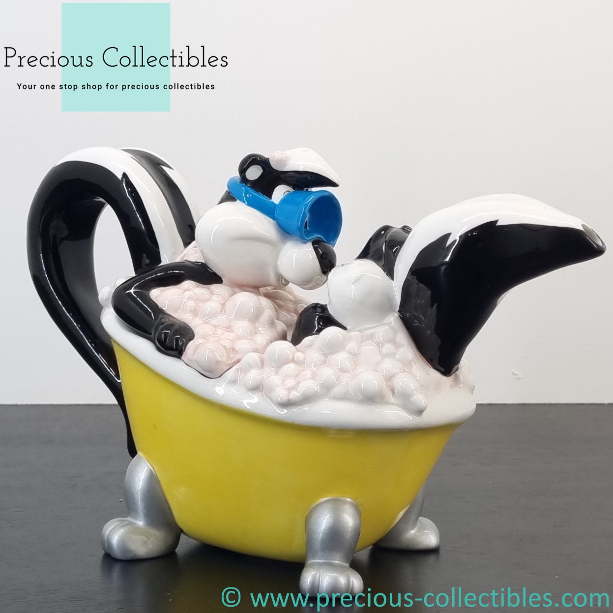Extremely Rare! Vintage Pepé Le Pew and Penelope Pussycat Teapot