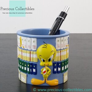 Extremely rare! Vintage Tweety Bird pen tray. This rare collectible was produced by Tropico Diffusion in the 1990&#39;s.