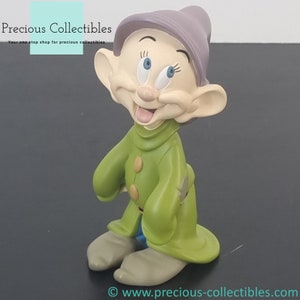 Rare! Vintage statue of Dopey of Snow White from the Seven Dwarfs. A Walt Disney collectible.