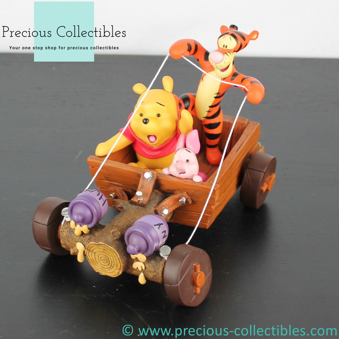 ビンテージのくまのプーさんピグレットティガーレース スタチュープーさん
