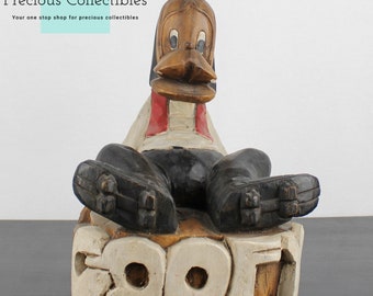 Statuetka przedstawiająca Goofy'ego. Rzeźba artystyczna, ręcznie robiona, figurka, duża, ekspozycja sklepowa, sklep z upominkami, kolekcjonerska, kreskówka, niezwykle rzadka.