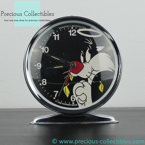 Magnificent Vintage Sylvester and Tweety Bird Alarm Clock. This