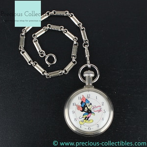 Estremamente raro! Orologio da tasca commemorativo di Topolino con catena originale. Disneyland Walt Disney Collectible Shop Store Vintage Antique