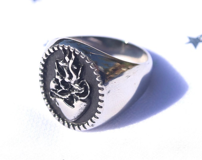 Sacred Heart Ring Stainless Steel Long Lasting Ring Wont Tarnish Black