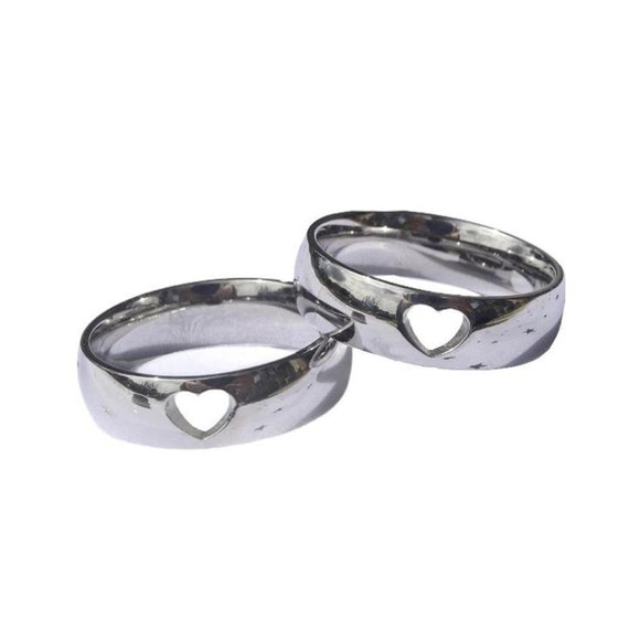 Husband Wife Wedding Rings On Wooden Stock Photo 437229367 | Shutterstock