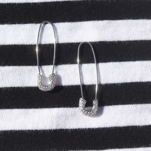 Crystal Safety Pin Hoops Earring Layering Earrings Everyday Earring Layering Earring Cartilages Tragus Lobe Body Jewelry Body Piercing