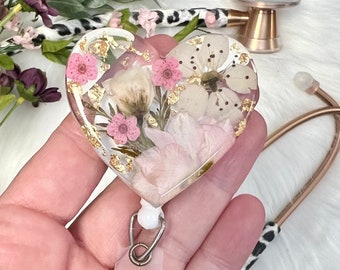 Cute Flower Badge Reel, Floral ID Badge Clip Holder, Retractable Beaded Badge Buddy, Summer Healthcare Gift for Nurse, Teacher, Boho Lanyard