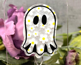 Cute Ghost Nurse Badge Reel, Halloween Resin Daisy RN Badge Holder, Spooky Handmade Flowery ID Accessory, Teacher Lanyard, Gift for Coworker