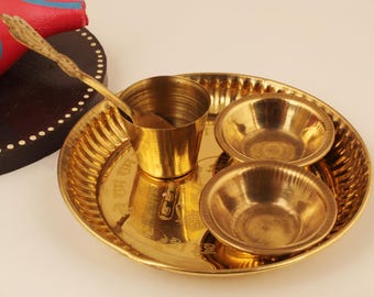 Juego de thali de latón para ofrendas, thali para pooja, para uso en templos espirituales domésticos.