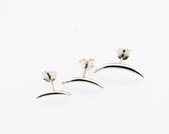 3 sizes cartilage piercing earring,  minimalist ear cuff ''moon''  for piercing conch or helix, minimal stud dainty modern earring