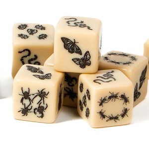 Bug-Themed Dice Set – Engraved Insect D6