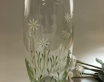 Rossvar Large individually hand painted Barrel Vase Spring Daisy Design