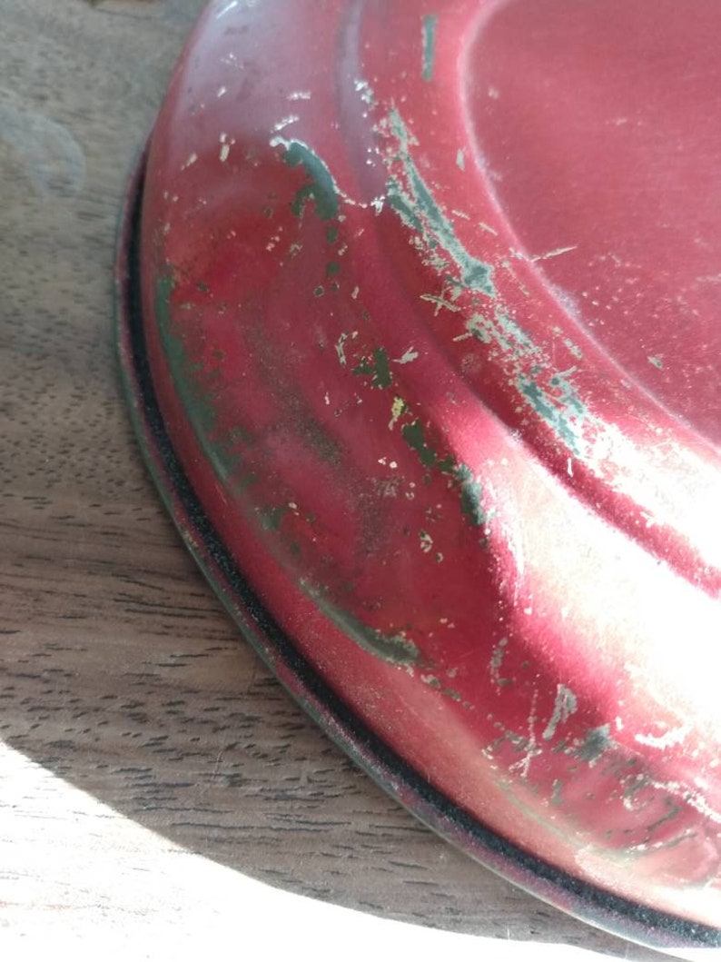 Large red and white vintage flour storage tin immagine 8