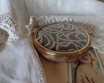 Vintage powder compact